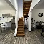 Maison Avec Cours Privative Apartment *