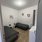 Maison Avec Cours Privative Nesle